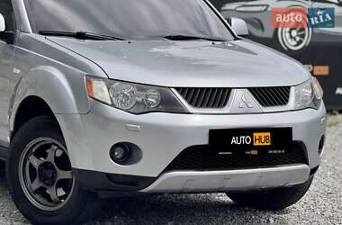 Внедорожник / Кроссовер Mitsubishi Outlander XL 2007 в 