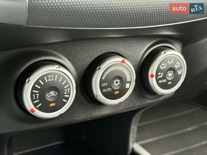 Внедорожник / Кроссовер Mitsubishi Outlander XL 2007 в Харькове