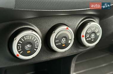 Внедорожник / Кроссовер Mitsubishi Outlander XL 2007 в 