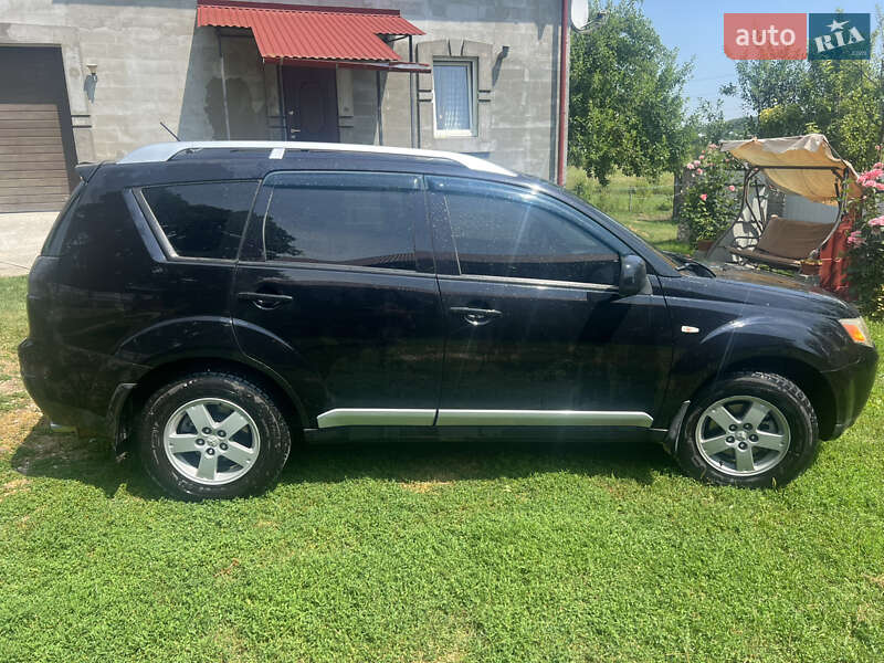 Внедорожник / Кроссовер Mitsubishi Outlander XL 2008 в Тернополе фото 11 Внедорожник / Кроссовер Mitsubishi Outlander XL 2008 в Тернополе