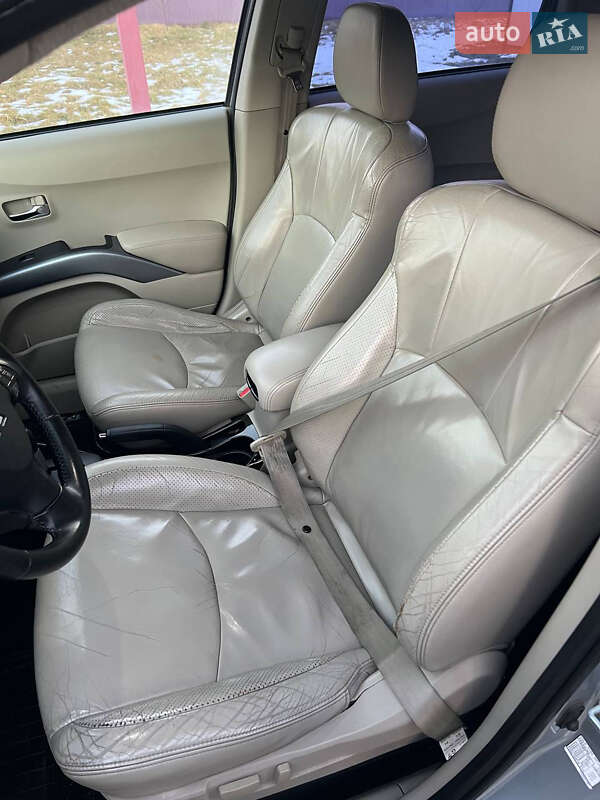 Внедорожник / Кроссовер Mitsubishi Outlander XL 2008 в Новом Роздоле