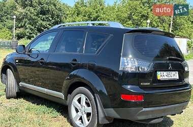 Внедорожник / Кроссовер Mitsubishi Outlander XL 2008 в 