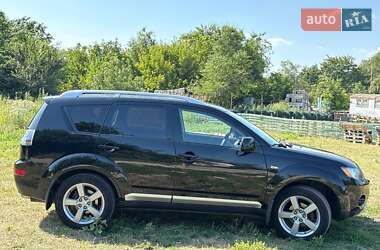 Внедорожник / Кроссовер Mitsubishi Outlander XL 2008 в 
