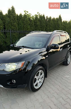 Внедорожник / Кроссовер Mitsubishi Outlander XL 2007 в 
