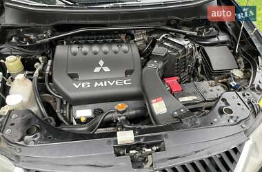 Внедорожник / Кроссовер Mitsubishi Outlander XL 2007 в 
