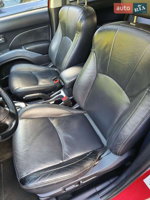 Внедорожник / Кроссовер Mitsubishi Outlander XL 2008 в Киеве