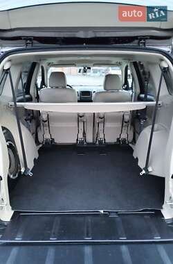Внедорожник / Кроссовер Mitsubishi Outlander XL 2010 в 