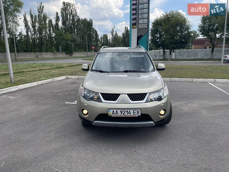 Mitsubishi Outlander XL 2008
