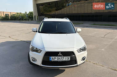 Внедорожник / Кроссовер Mitsubishi Outlander XL 2010 в 