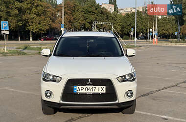 Внедорожник / Кроссовер Mitsubishi Outlander XL 2010 в 