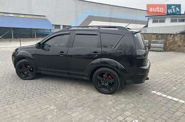 Внедорожник / Кроссовер Mitsubishi Outlander XL 2007 в 