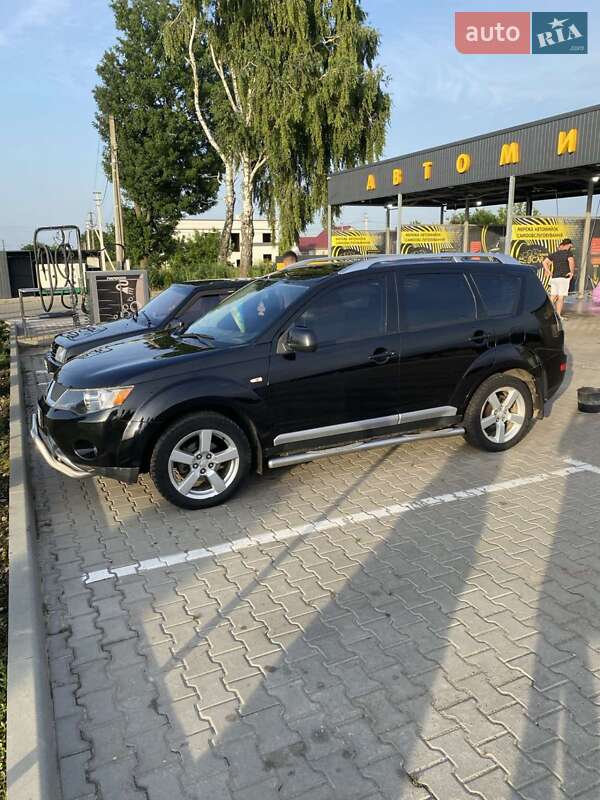 Внедорожник / Кроссовер Mitsubishi Outlander XL 2008 в Липовце фото 13 Внедорожник / Кроссовер Mitsubishi Outlander XL 2008 в Липовце