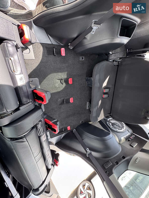 Внедорожник / Кроссовер Mitsubishi Outlander XL 2010 в Киеве