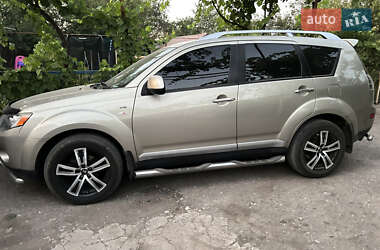 Внедорожник / Кроссовер Mitsubishi Outlander XL 2007 в Запорожье