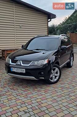 Внедорожник / Кроссовер Mitsubishi Outlander XL 2008 в Гоще