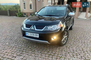 Позашляховик / Кросовер Mitsubishi Outlander XL 2008 в Тячеві