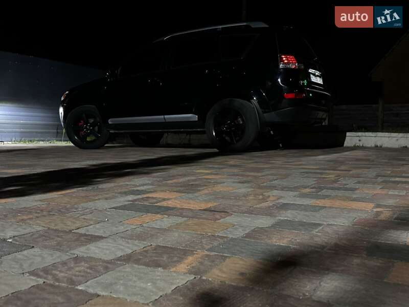 Внедорожник / Кроссовер Mitsubishi Outlander XL 2008 в Львове
