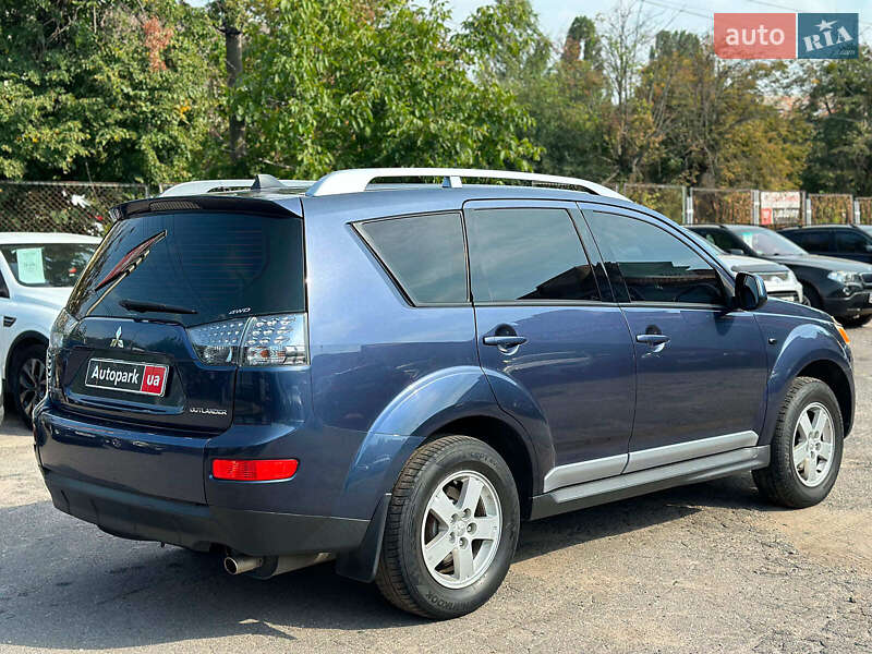 Позашляховик / Кросовер Mitsubishi Outlander XL 2008 в Вінниці