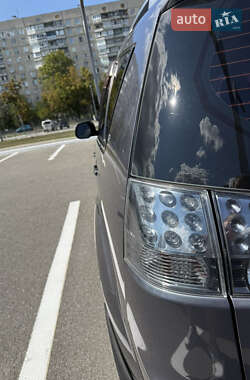Внедорожник / Кроссовер Mitsubishi Outlander XL 2007 в 