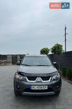 Позашляховик / Кросовер Mitsubishi Outlander XL 2008 в Луцьку