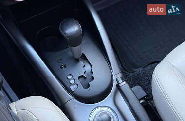 Внедорожник / Кроссовер Mitsubishi Outlander XL 2007 в 