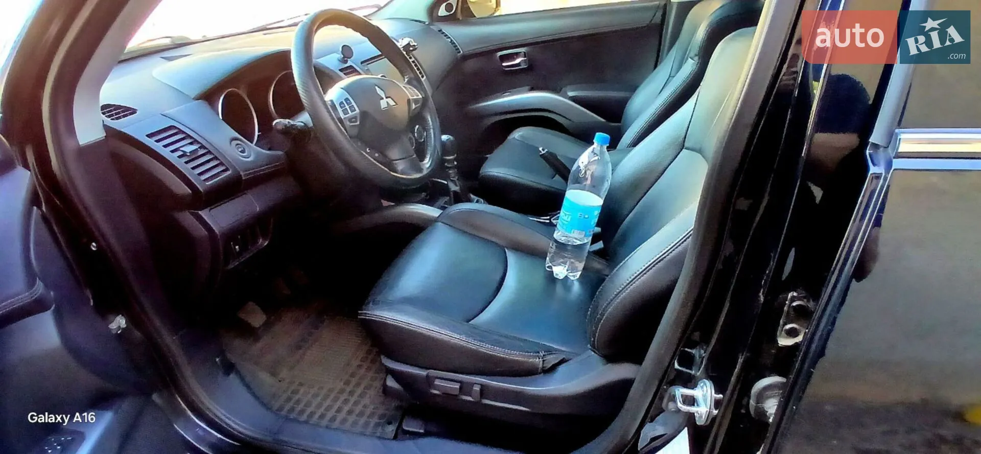 2011 Mitsubishi Outlander - мініатюра 16
