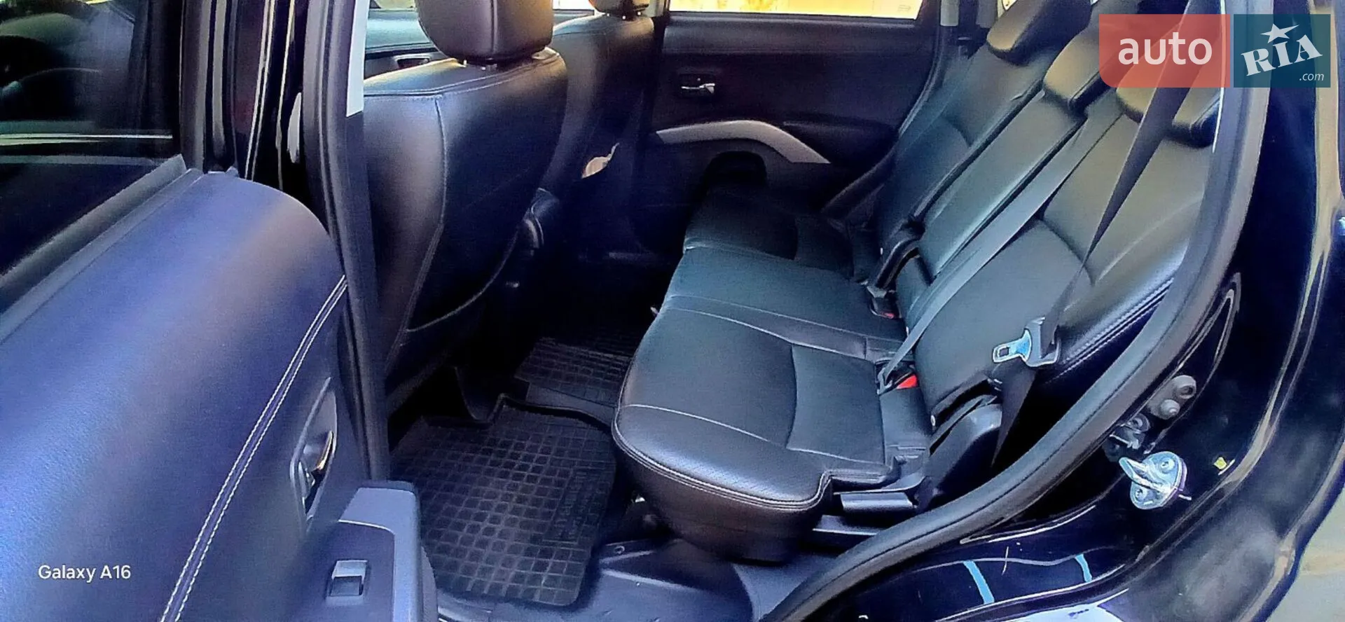2011 Mitsubishi Outlander - мініатюра 18