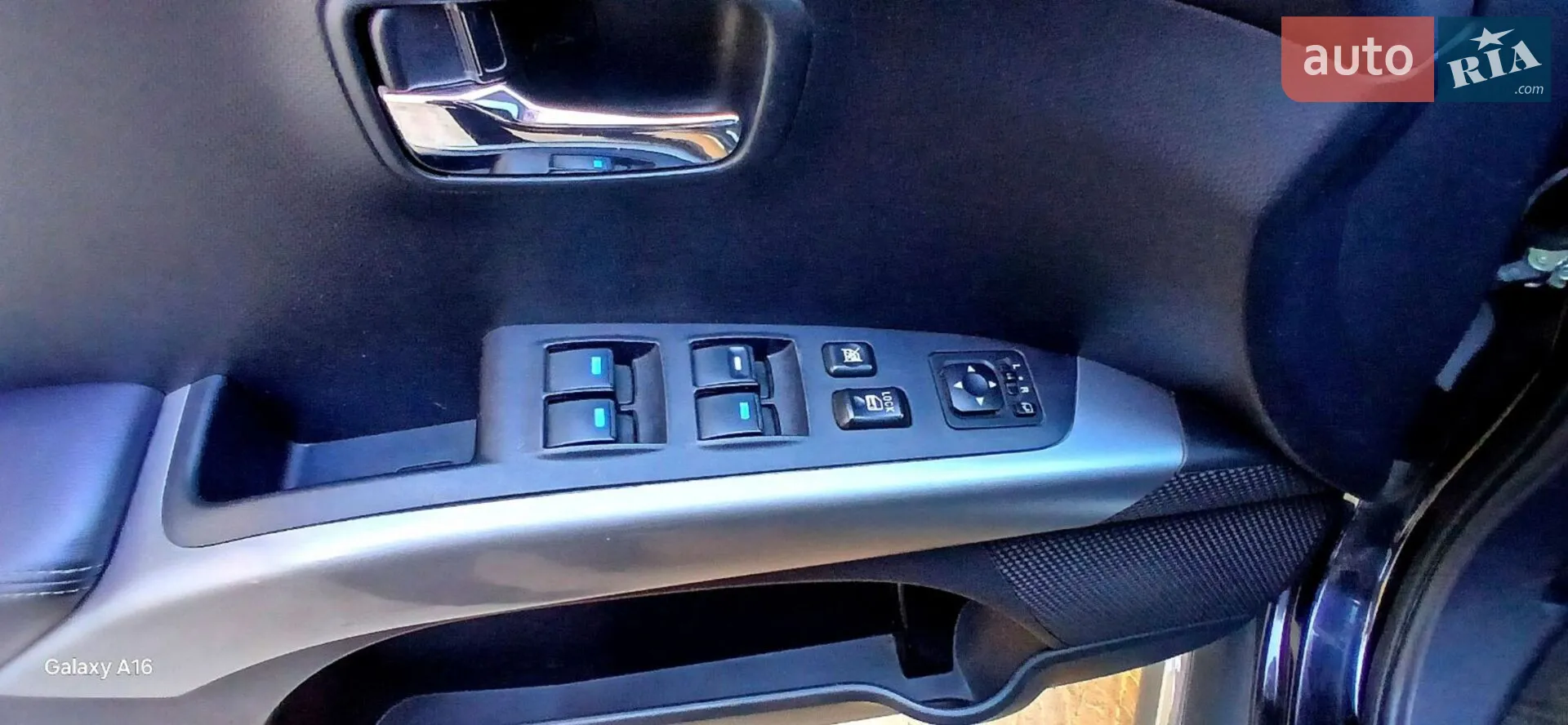 2011 Mitsubishi Outlander - мініатюра 20
