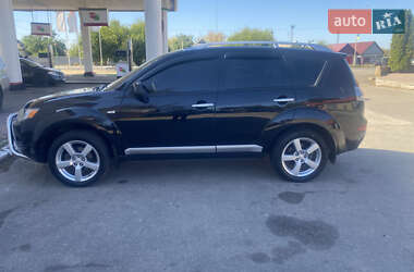 Позашляховик / Кросовер Mitsubishi Outlander XL 2007 в  фото 13 Позашляховик / Кросовер Mitsubishi Outlander XL 2007 в
