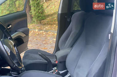 Внедорожник / Кроссовер Mitsubishi Outlander XL 2009 в 