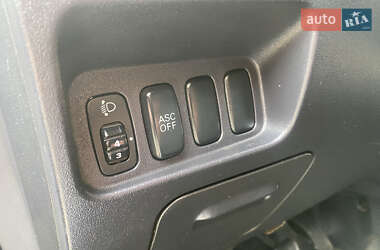 Внедорожник / Кроссовер Mitsubishi Outlander XL 2009 в 