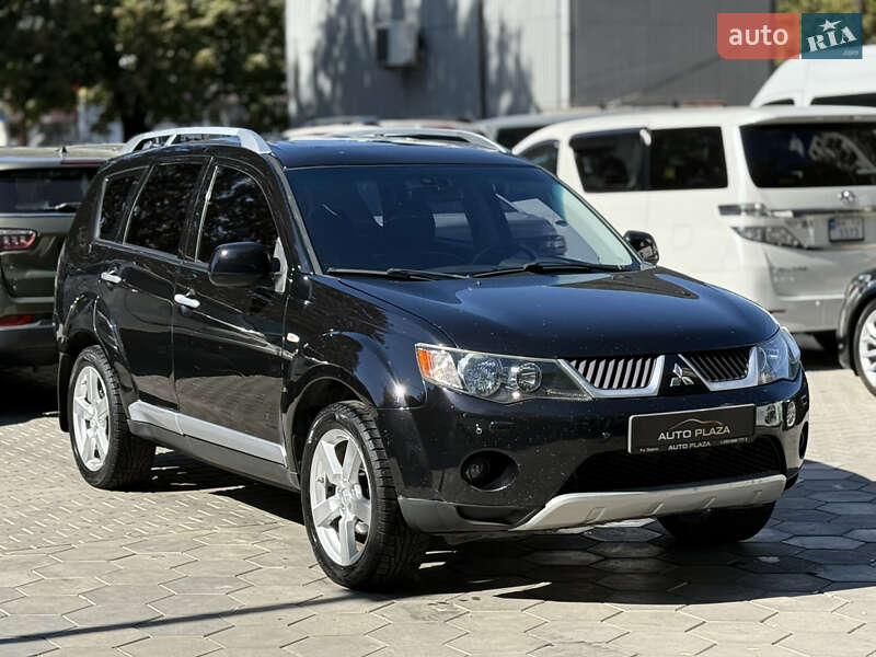 Внедорожник / Кроссовер Mitsubishi Outlander XL 2007 в Одессе