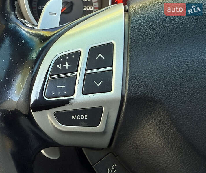 Внедорожник / Кроссовер Mitsubishi Outlander XL 2007 в Одессе