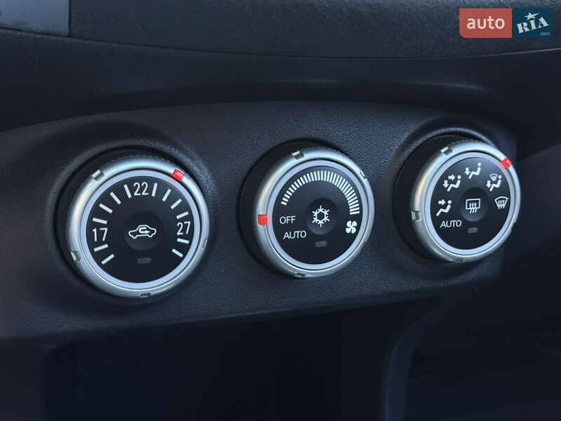 Внедорожник / Кроссовер Mitsubishi Outlander XL 2007 в Одессе