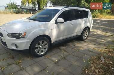 Позашляховик / Кросовер Mitsubishi Outlander XL 2010 в Запоріжжі