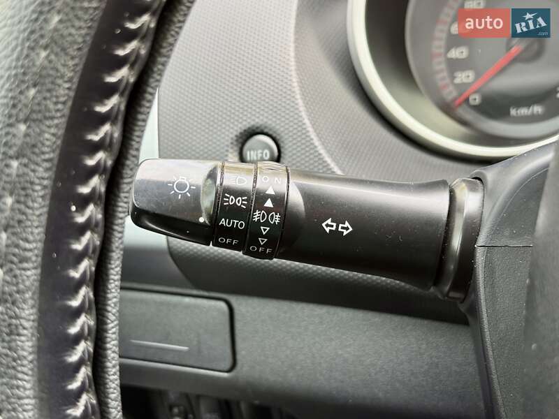 Внедорожник / Кроссовер Mitsubishi Outlander XL 2008 в Харькове