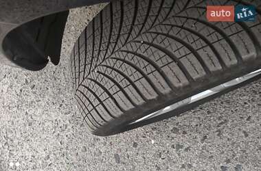 Внедорожник / Кроссовер Mitsubishi Outlander XL 2011 в 