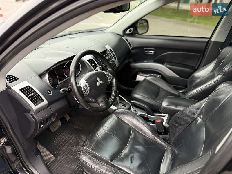 Позашляховик / Кросовер Mitsubishi Outlander XL 2007 в Коломиї фото 7 Позашляховик / Кросовер Mitsubishi Outlander XL 2007 в Коломиї