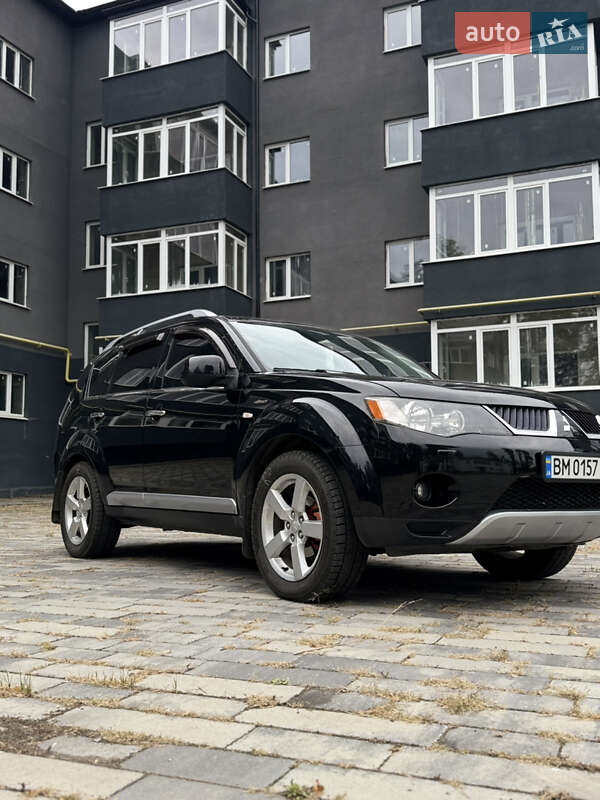 Внедорожник / Кроссовер Mitsubishi Outlander XL 2008 в Синельниково