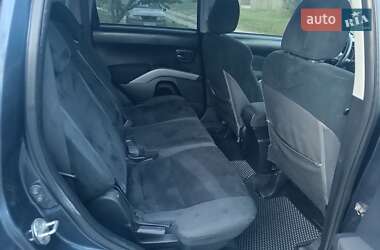 Внедорожник / Кроссовер Mitsubishi Outlander XL 2008 в 
