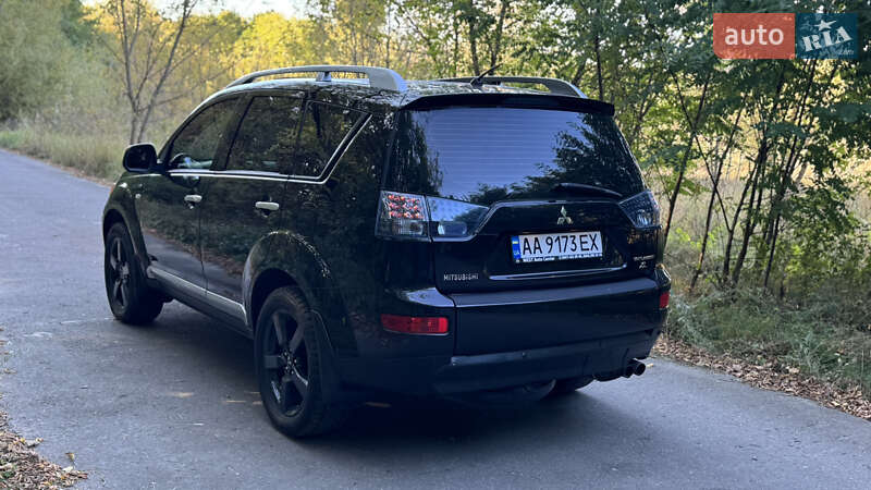 Внедорожник / Кроссовер Mitsubishi Outlander XL 2008 в Белой Церкви фото 10 Внедорожник / Кроссовер Mitsubishi Outlander XL 2008 в Белой Церкви