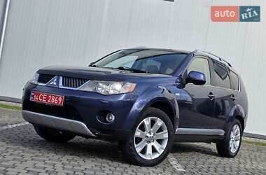 Внедорожник / Кроссовер Mitsubishi Outlander XL 2009 в 