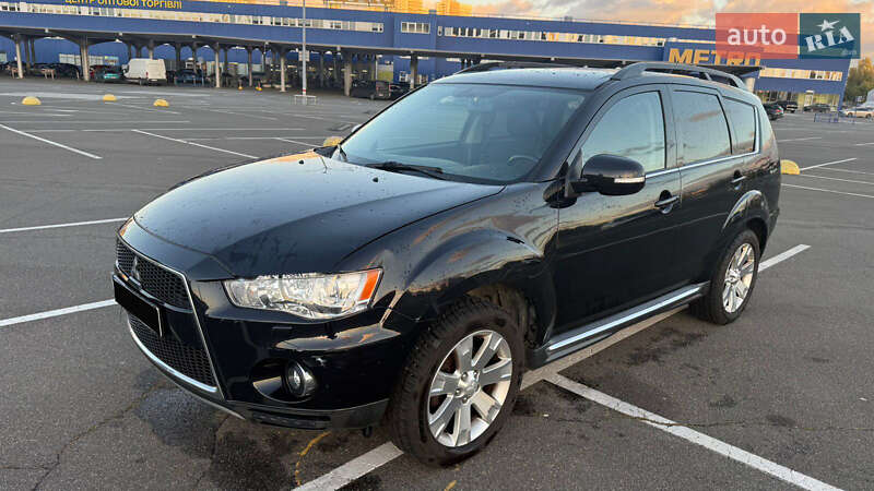 Позашляховик / Кросовер Mitsubishi Outlander XL 2011 в Києві фото 2 Позашляховик / Кросовер Mitsubishi Outlander XL 2011 в Києві