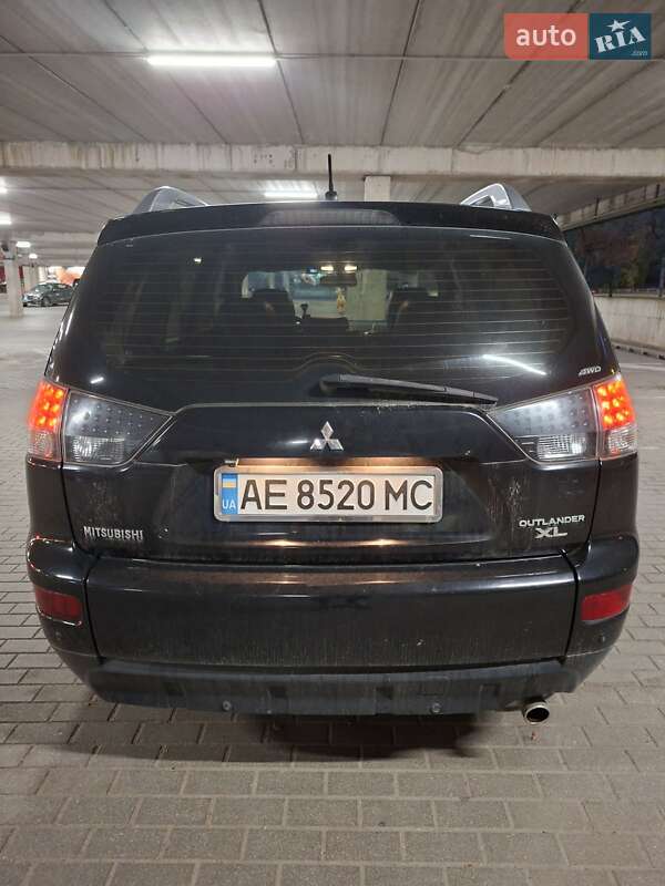 Внедорожник / Кроссовер Mitsubishi Outlander XL 2007 в Днепре фото 2 Внедорожник / Кроссовер Mitsubishi Outlander XL 2007 в Днепре