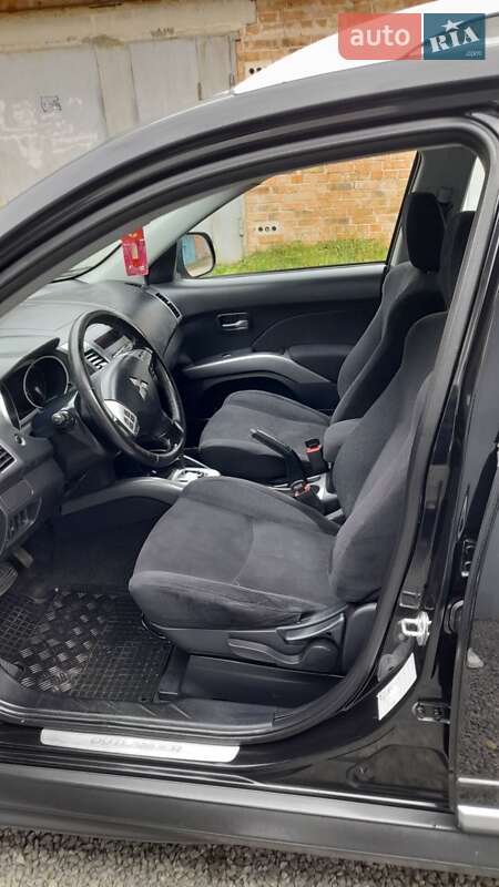 Внедорожник / Кроссовер Mitsubishi Outlander XL 2009 в Хмельницком