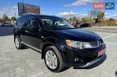 Позашляховик / Кросовер Mitsubishi Outlander XL 2008 в 
