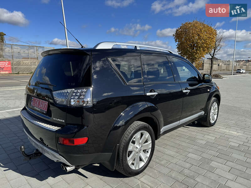 Позашляховик / Кросовер Mitsubishi Outlander XL 2008 в Івано-Франківську