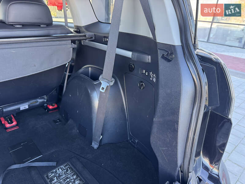 Позашляховик / Кросовер Mitsubishi Outlander XL 2008 в Івано-Франківську