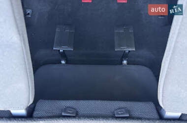 Позашляховик / Кросовер Mitsubishi Outlander XL 2008 в 
