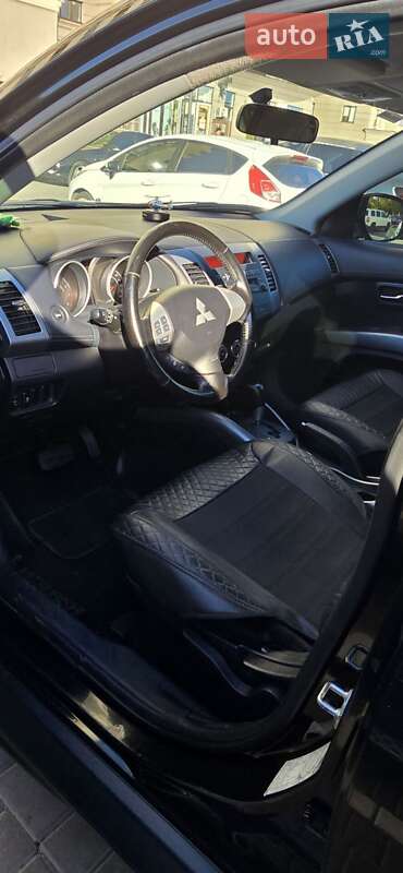Позашляховик / Кросовер Mitsubishi Outlander XL 2011 в Одесі фото 2 Позашляховик / Кросовер Mitsubishi Outlander XL 2011 в Одесі
